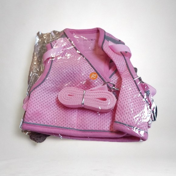Small Breed Pink Dog Harness and Leash Size XL - Picture 4 of 6
